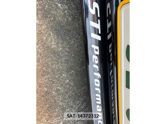 Subaru WRX STI 2016-01 8318246-3