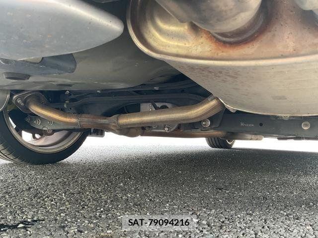 Subaru WRX STI 2017-07 8318247-14
