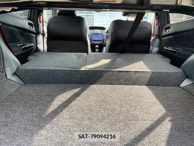 Subaru WRX STI 2017-07 8318247-15