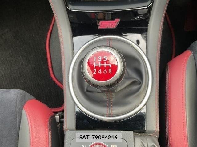 Subaru WRX STI 2017-07 8318247-4