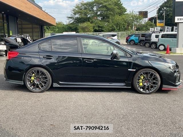 Subaru WRX STI 2017-07 8318247-7