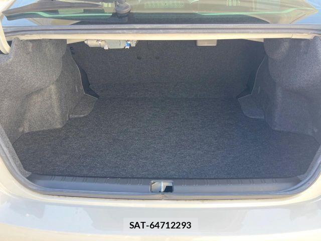 Subaru WRX STI 2017-10 8318248-11