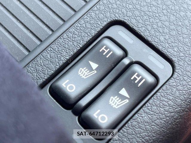 Subaru WRX STI 2017-10 8318248-8