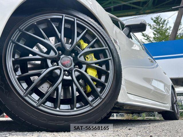 Subaru WRX STI 2019-05 8338601-12
