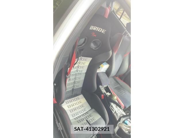 Subaru WRX STI 2018-01 8372413-21
