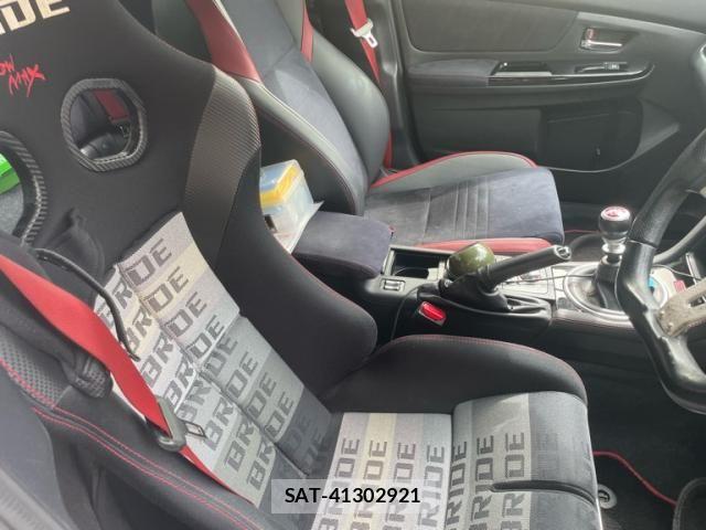Subaru WRX STI 2018-01 8372413-6