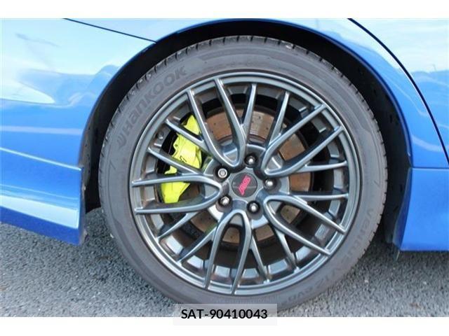 Subaru WRX STI 2019-03 8486310-26