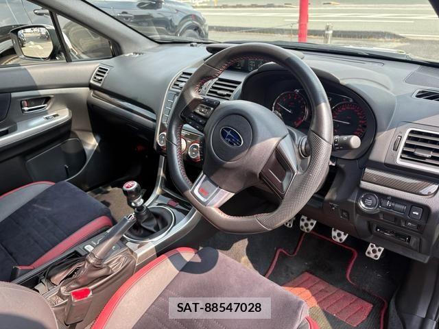 Subaru WRX STI 2017-01 8486309-10