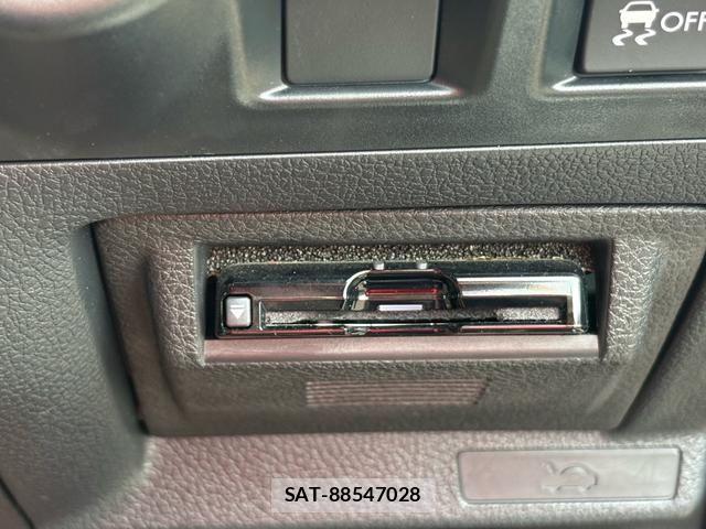 Subaru WRX STI 2017-01 8486309-15
