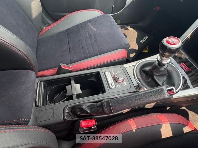 Subaru WRX STI 2017-01 8486309-20