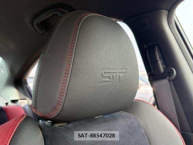 Subaru WRX STI 2017-01 8486309-27