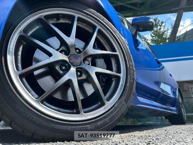 Subaru WRX STI 2017-05 8564181-12