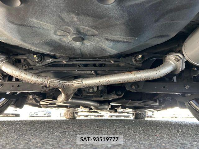 Subaru WRX STI 2017-05 8564181-18