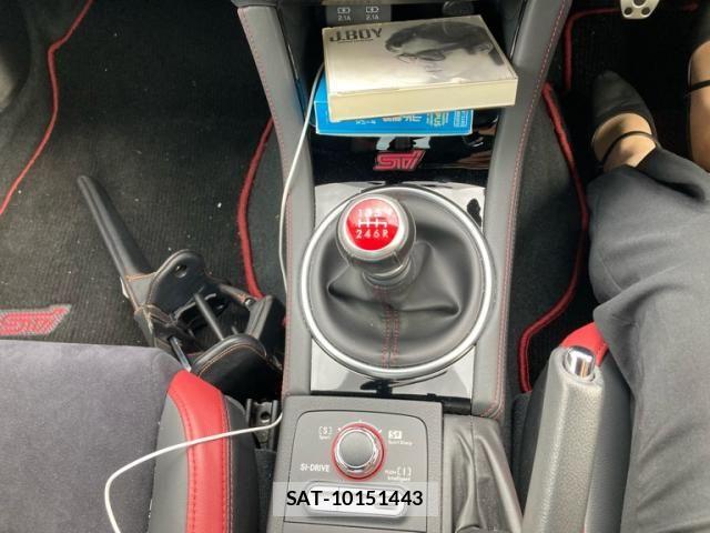 Subaru WRX STI 2019-09 8686972-21