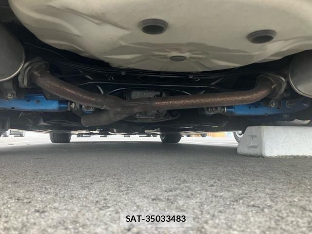 Subaru WRX STI 2017-10 8686973-17