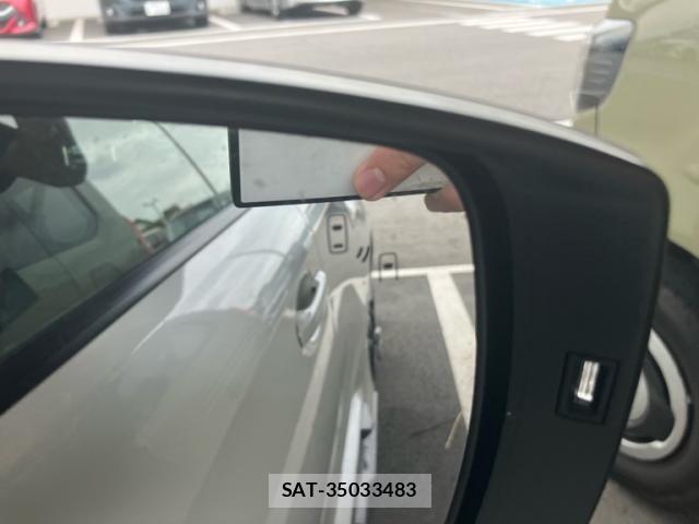Subaru WRX STI 2017-10 8686973-4