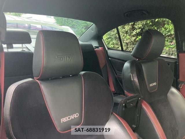 Subaru WRX STI 2019-02 8686976-16