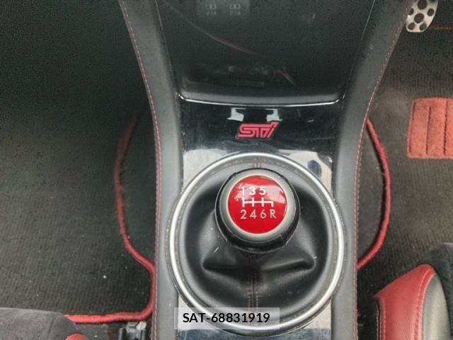 Subaru WRX STI 2019-02 8686976-22