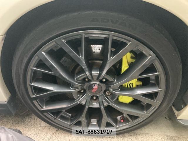 Subaru WRX STI 2019-02 8686976-5