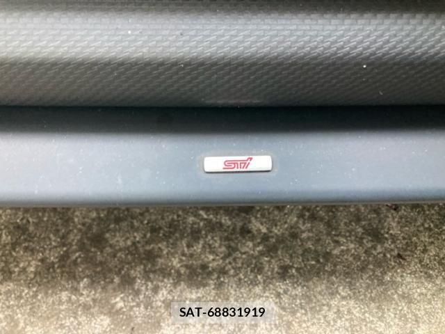Subaru WRX STI 2019-02 8686976-6