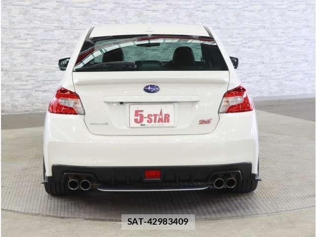 Subaru WRX STI 2017-04 8686974-14