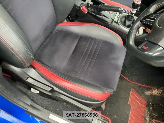 Subaru WRX STI 2019-10 8747001-19