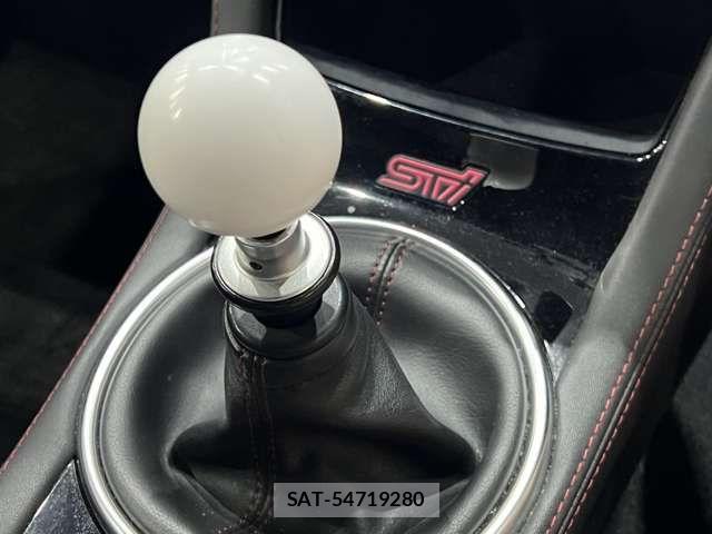 Subaru WRX STI 2019-03 8782720-8