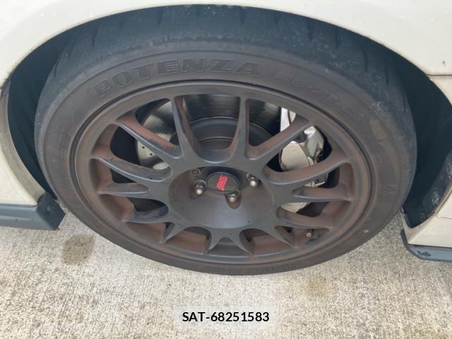 Subaru WRX STI 2018-09 8832628-2