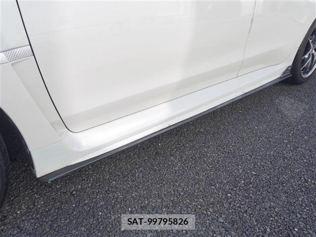 Subaru WRX STI 2014-07 8884648-6