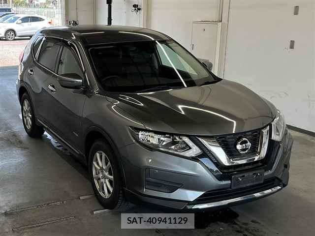 Nissan X-TRAIL 2018-01 1076927-0