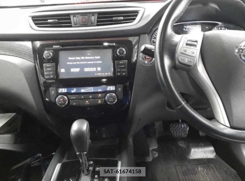 Nissan X-TRAIL 2017-03 1320516-8