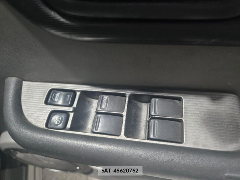 Nissan X-TRAIL 2001 1308742-7
