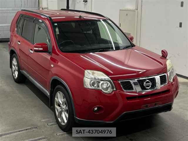 Nissan X-TRAIL 2013 7204770-0