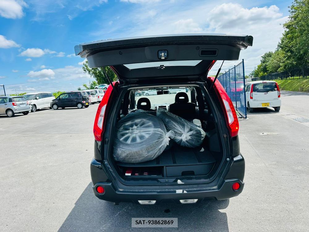 Nissan X-TRAIL 2013 6962835-25