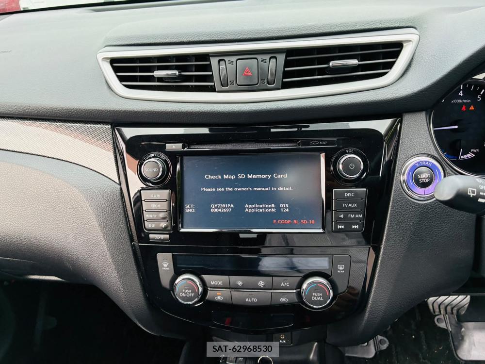 Nissan X-TRAIL 2015-08 7343636-18