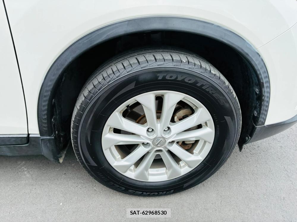 Nissan X-TRAIL 2015-08 7343636-28