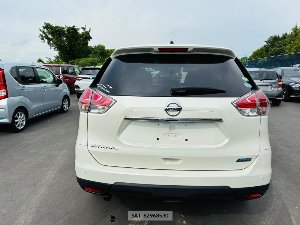 Nissan X-TRAIL 2015-08 7343636-3