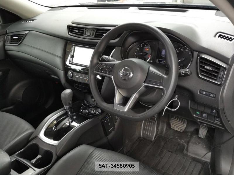 Nissan X-TRAIL 2019-09 7839248-5