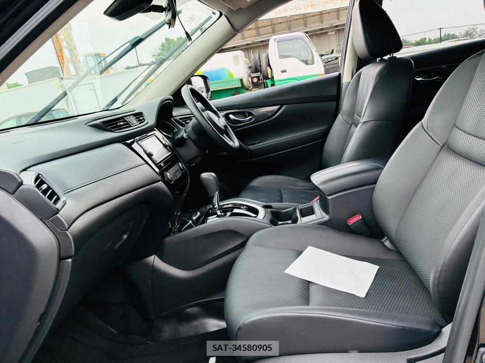 Nissan X-TRAIL 2019-09 7839248-10
