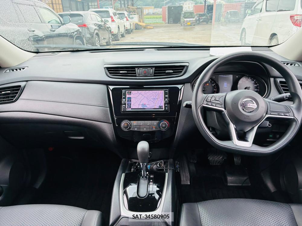 Nissan X-TRAIL 2019-09 7839248-12