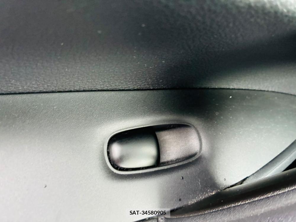 Nissan X-TRAIL 2019-09 7839248-24