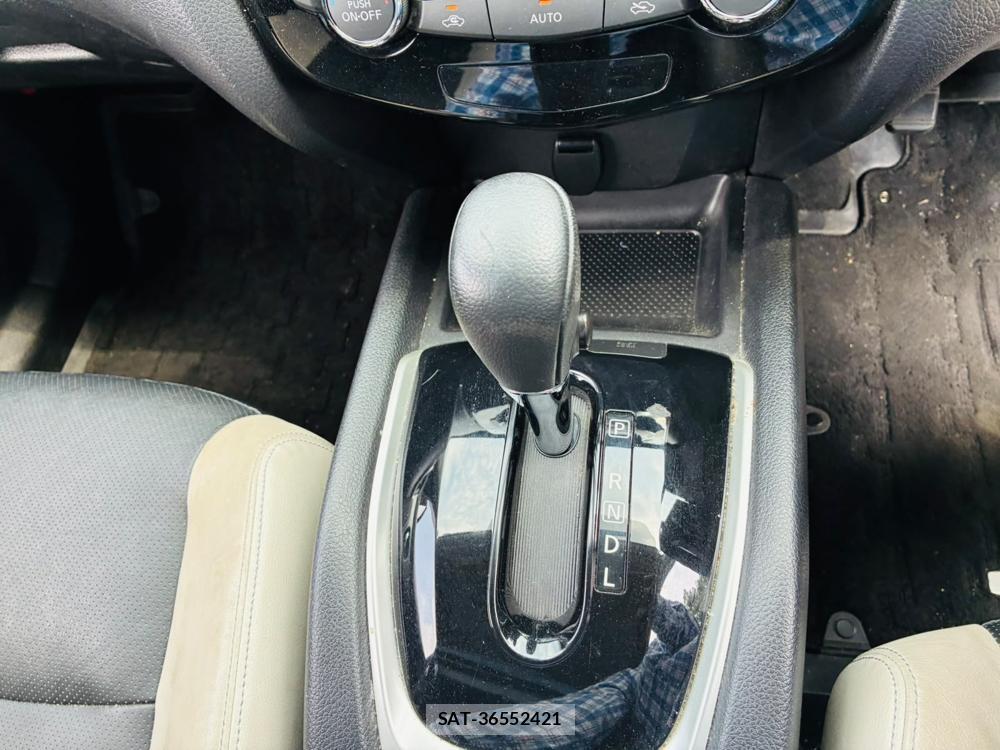 Nissan X-TRAIL 2015-09 8029559-18
