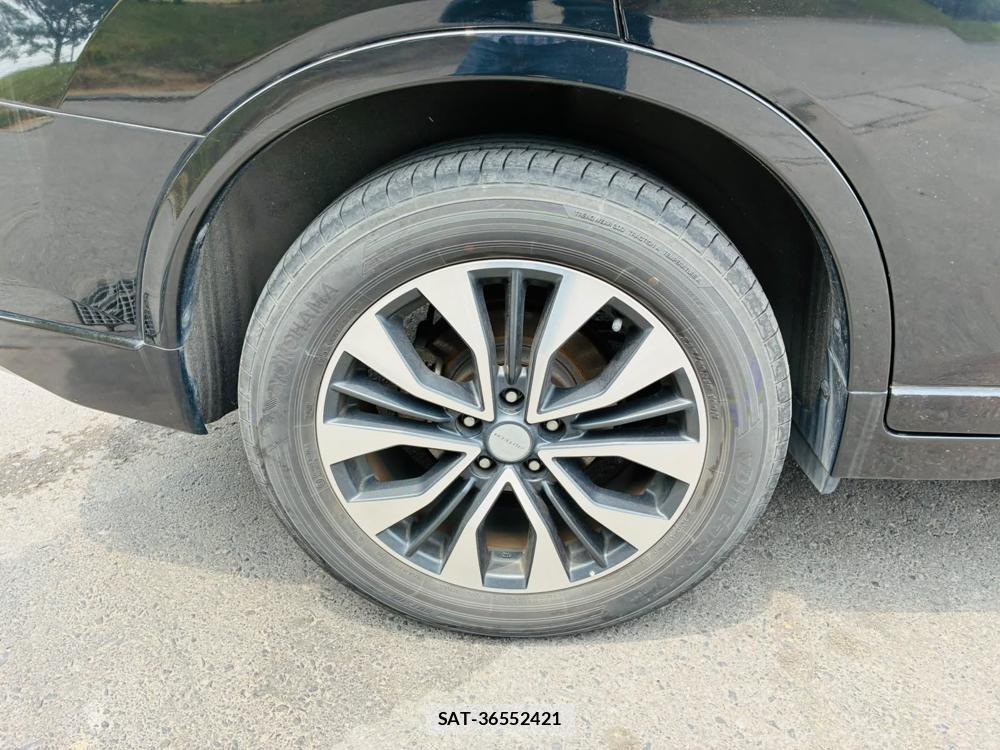 Nissan X-TRAIL 2015-09 8029559-26