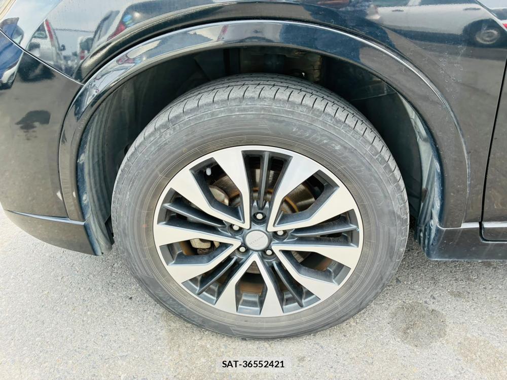 Nissan X-TRAIL 2015-09 8029559-28