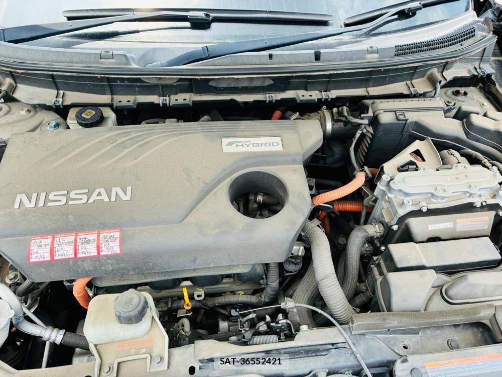 Nissan X-TRAIL 2015-09 8029559-37