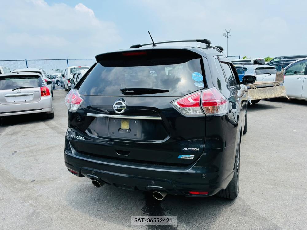 Nissan X-TRAIL 2015-09 8029559-4