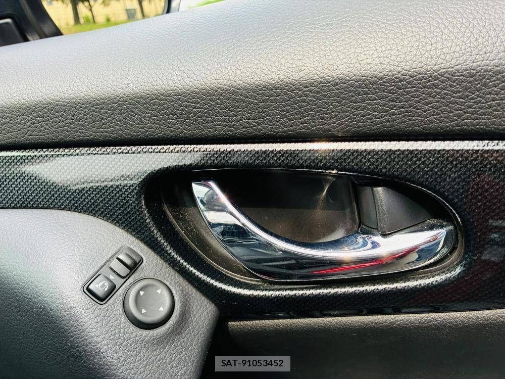 Nissan X-TRAIL 2015-06 7974302-19