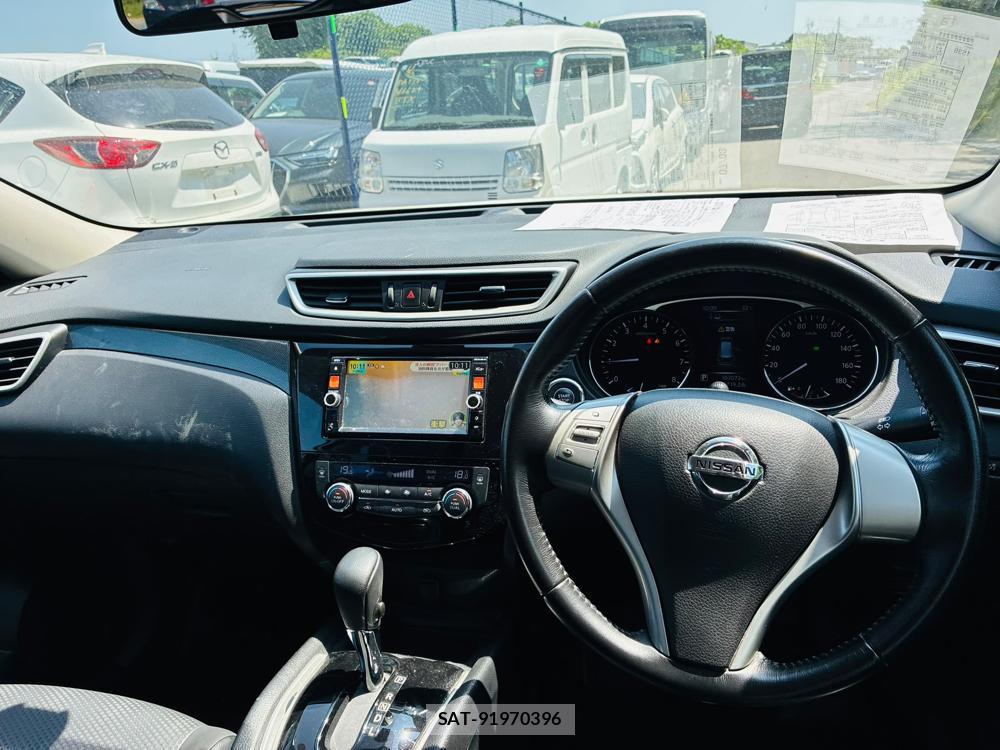 Nissan X-TRAIL 2015-05 7640402-13
