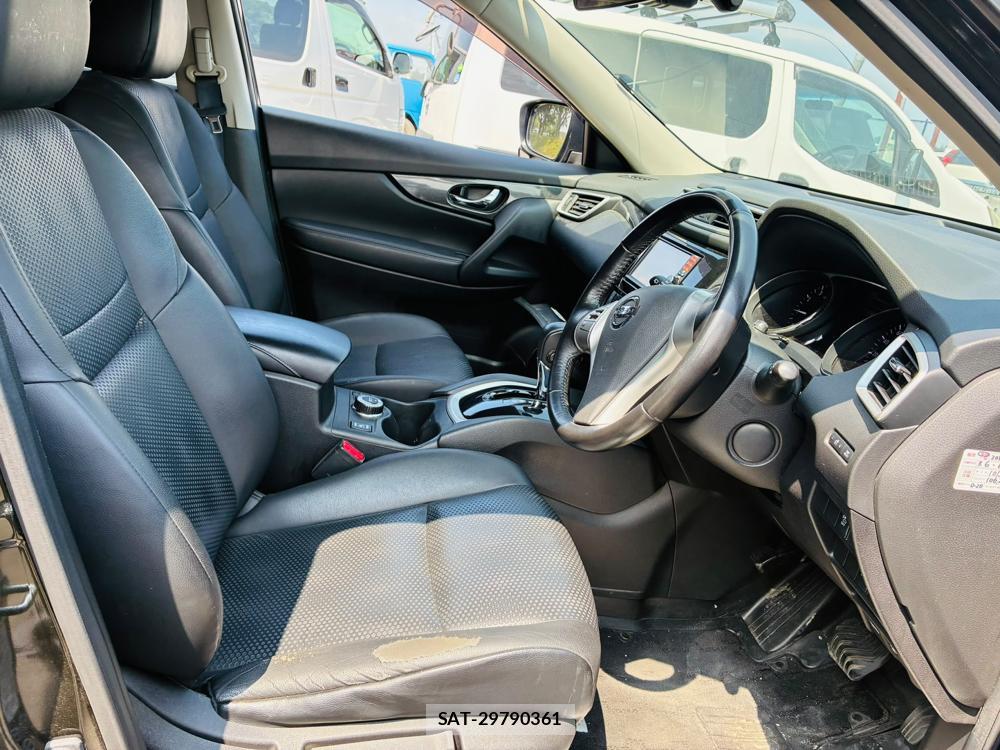 Nissan X-TRAIL 2015-06 7919343-11
