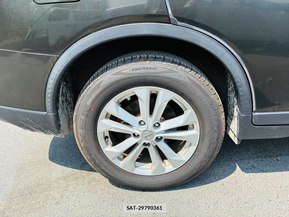 Nissan X-TRAIL 2015-06 7919343-25